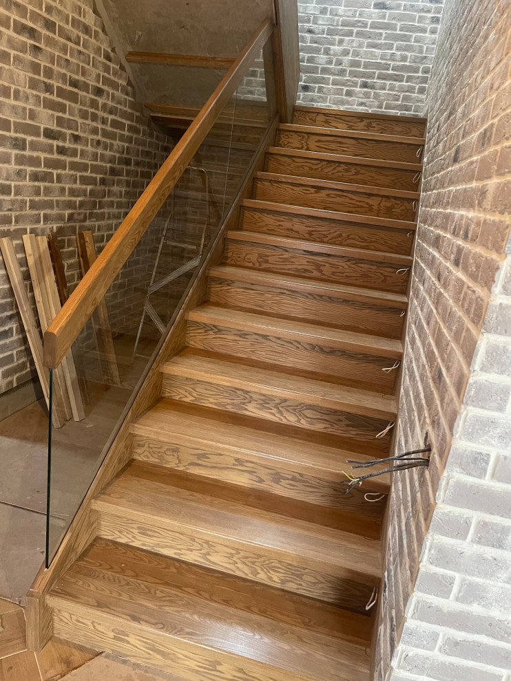 Лестница со стклом