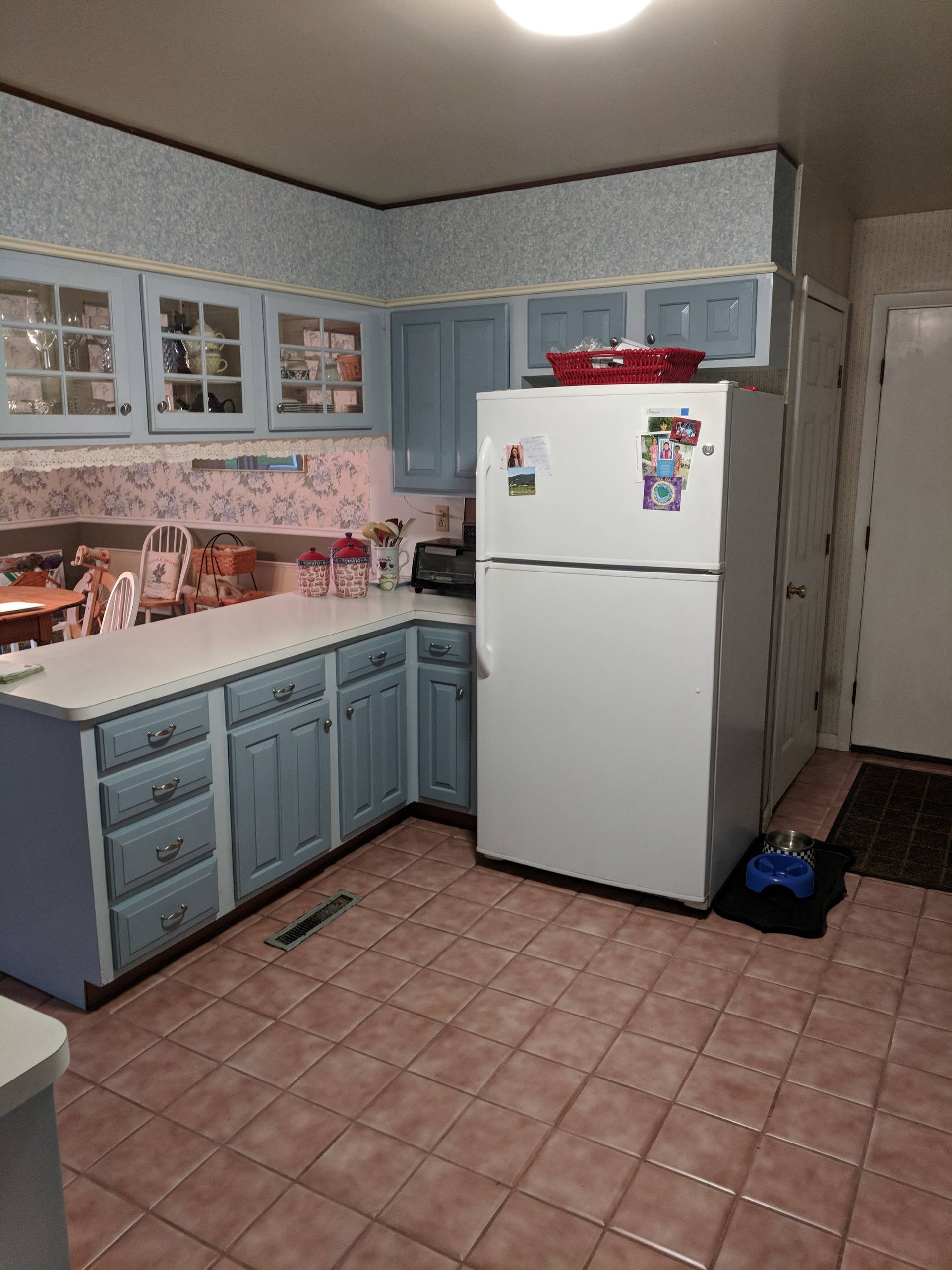 Mechanicsburg, PA Kitchen Remodel; Outdated and Cramped to Fresh and Functional