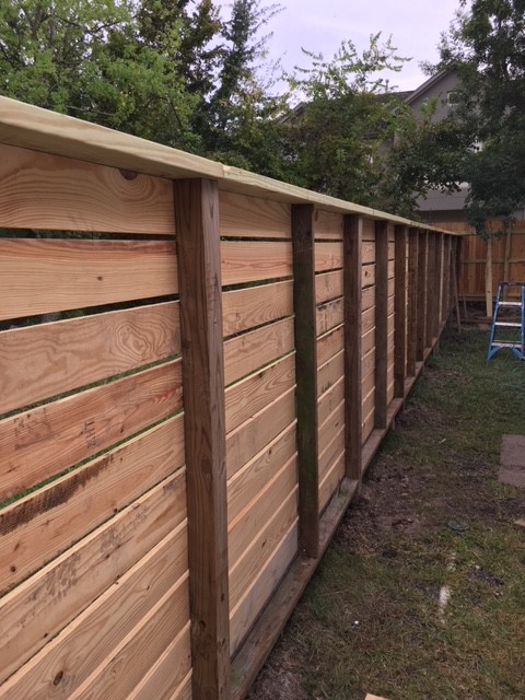 Cottage Wood Fence - Horizontal