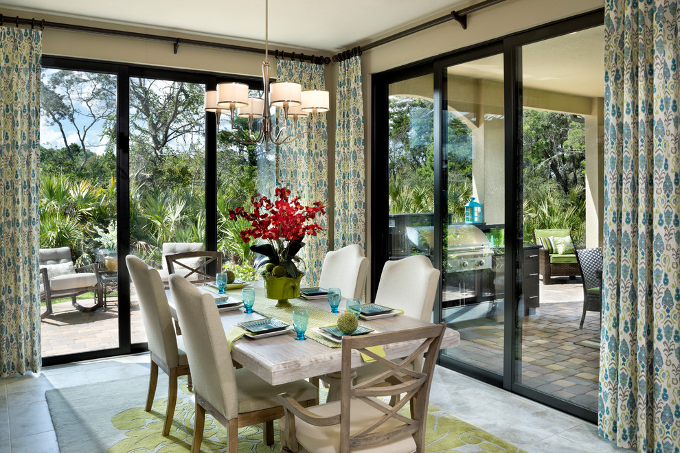 Design ideas for a transitional dining room in Orlando.