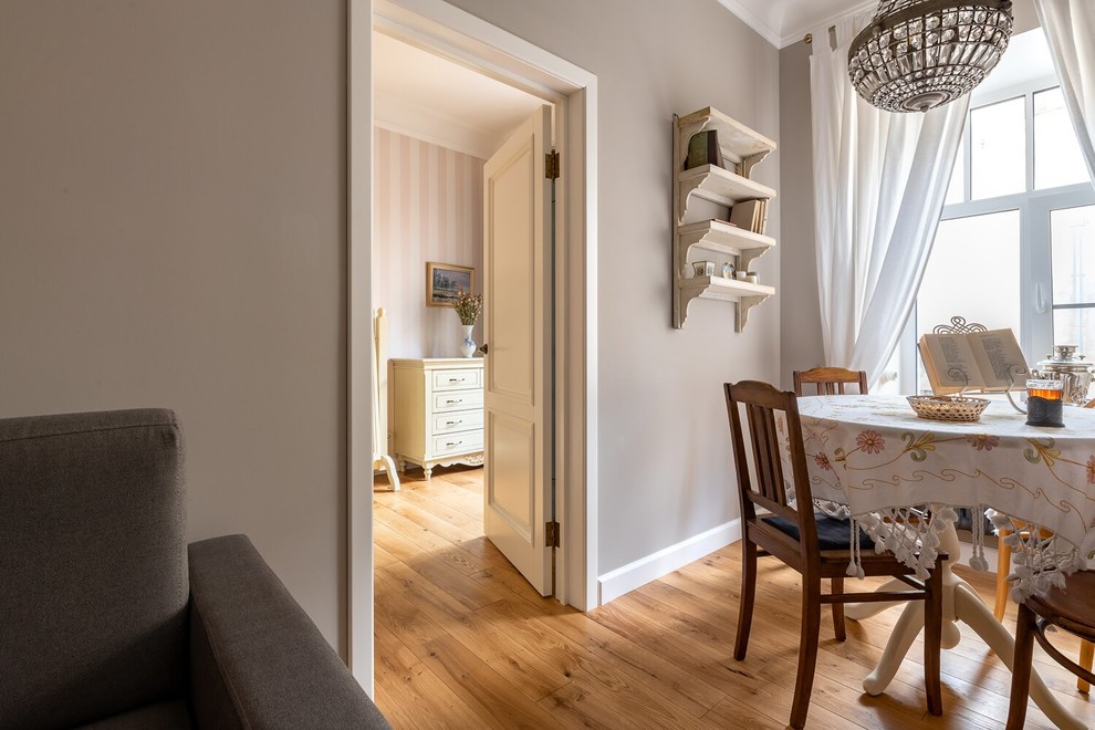 ...И под аркой на Галерной наши тени навсегда...