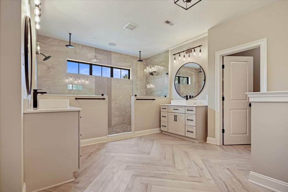 Exemple d'une salle de bain principale nature avec un placard avec porte à panneau encastré, des portes de placard grises, une douche double, un plan de toilette blanc, meuble simple vasque et meuble-lavabo encastré.