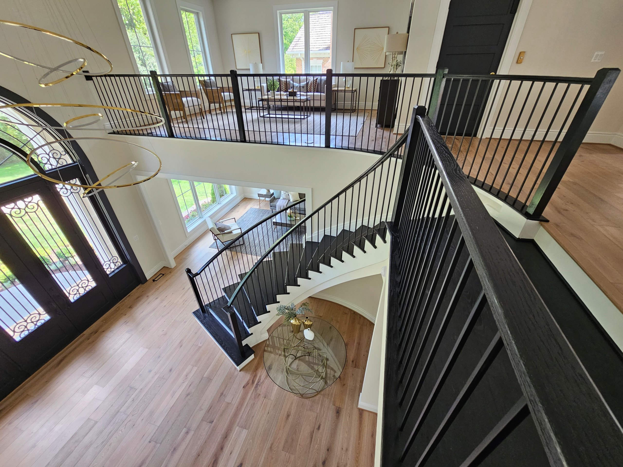 Elegant Curve Elevates Modern Design, Mclean, VA 22101