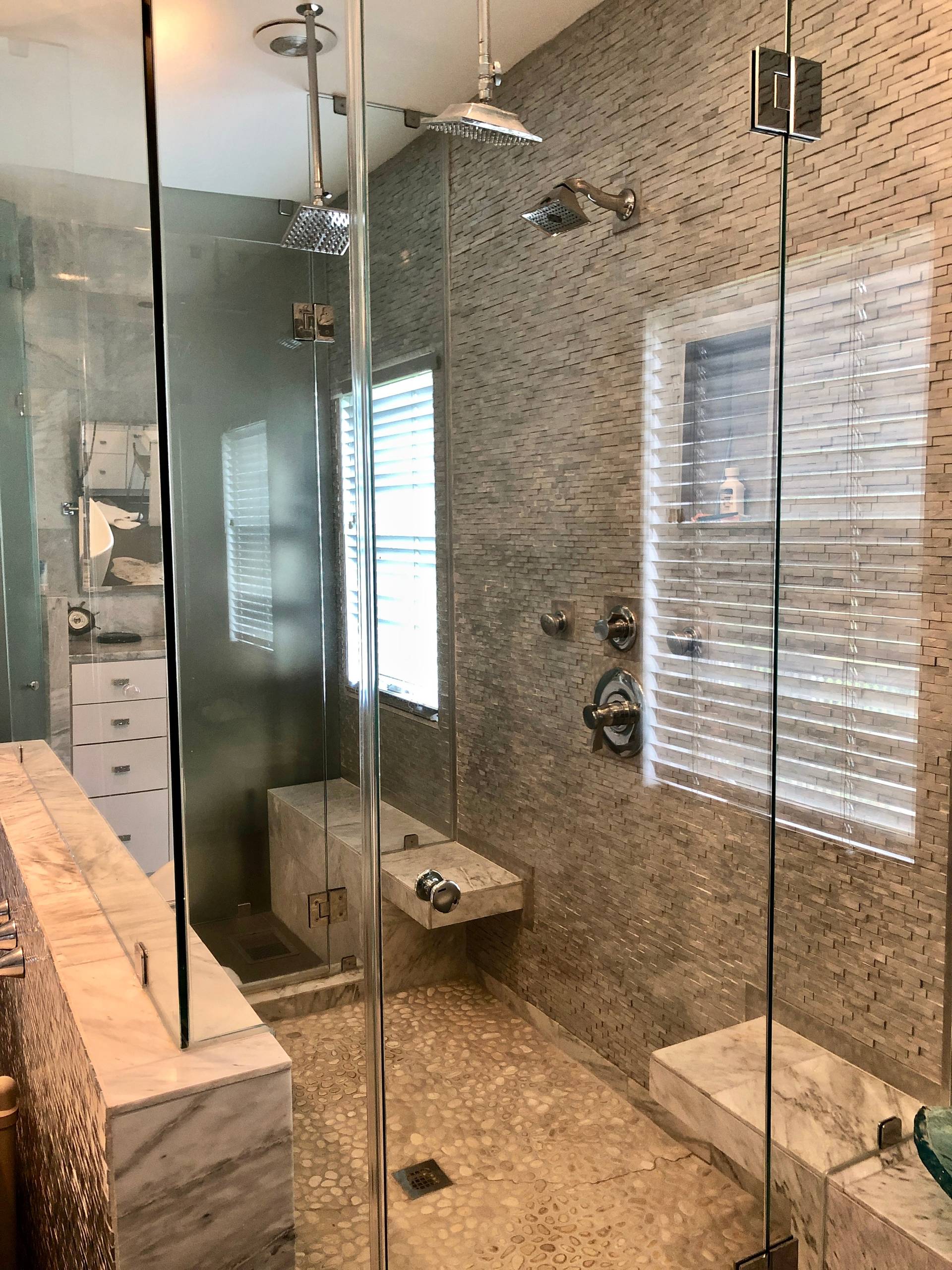 Glass Shower with Double Entries