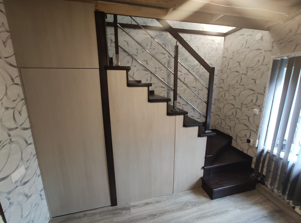 Обшивка металлического каркаса дубом, Графское