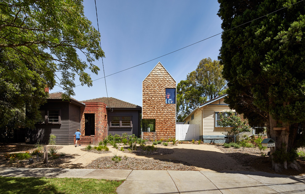 Photo of a contemporary exterior in Melbourne.