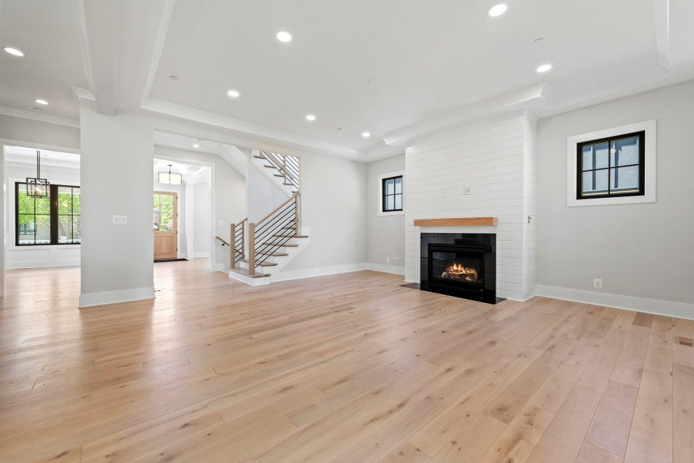 Modern Farmhouse Rochester V
