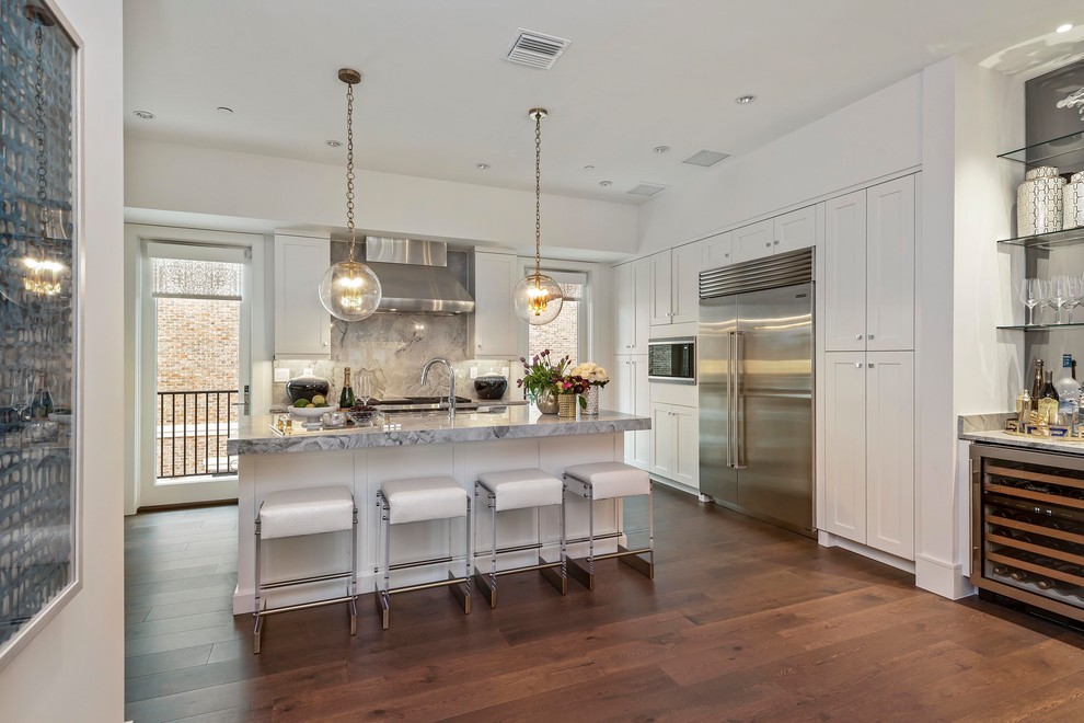 Kitchen - transitional kitchen idea
