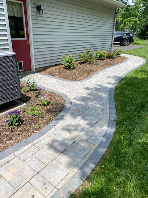 Walkway/Patio