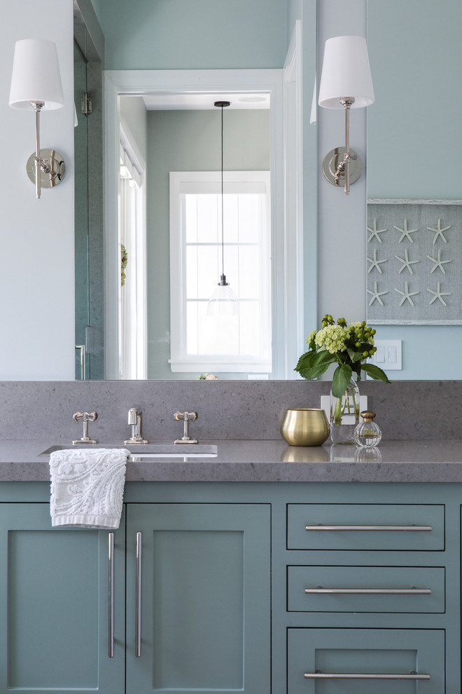 Inspiration for a transitional home design remodel in Orange County