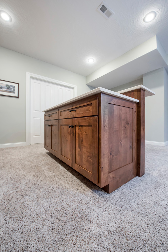 Example of a transitional kitchen design in Columbus