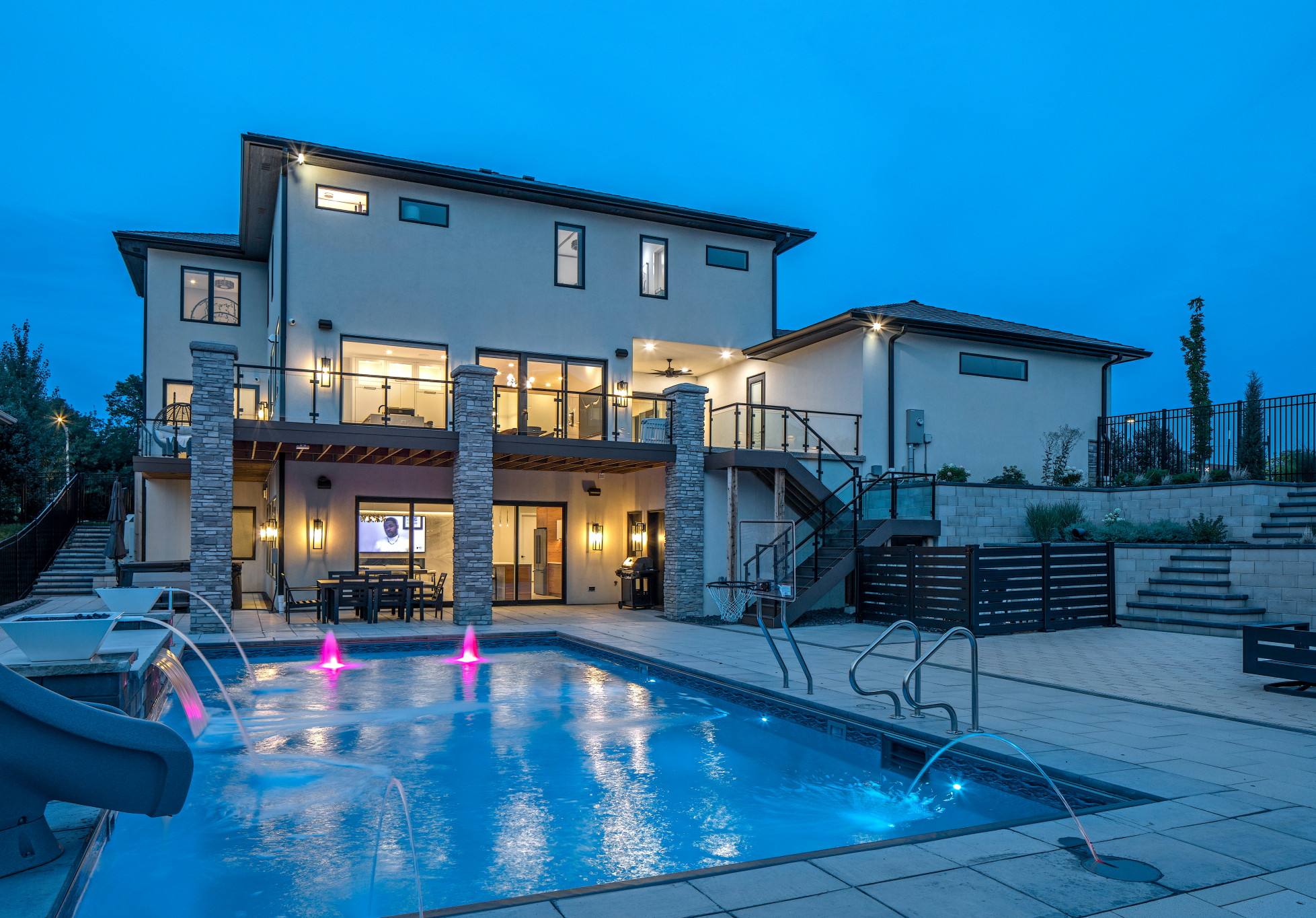 Contemporary Linden Estates