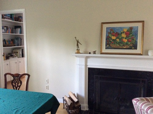 Placement of wall sconces around off centre fireplace