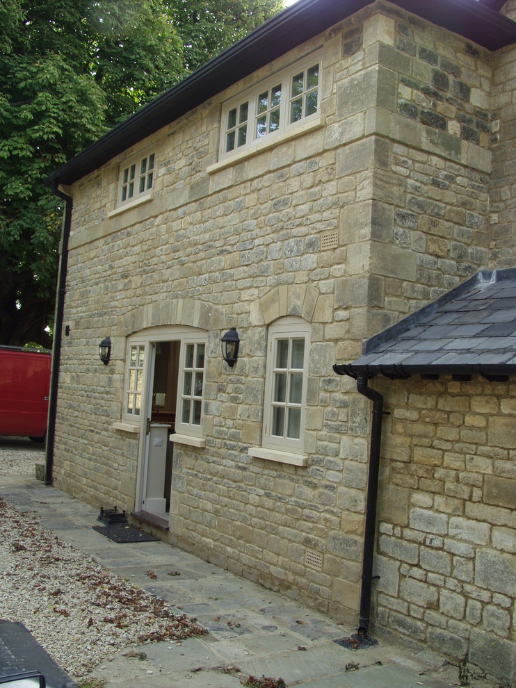 Inspiration for a traditional exterior in Oxfordshire.