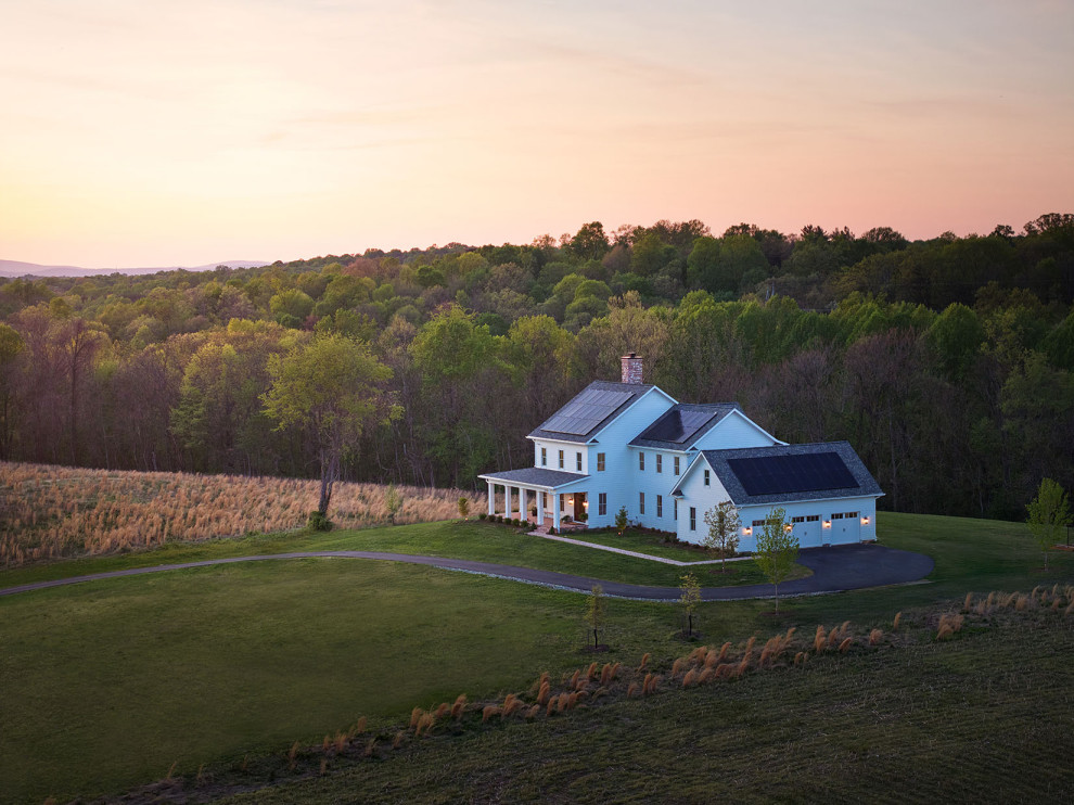 Farmhouse exterior home idea in Baltimore