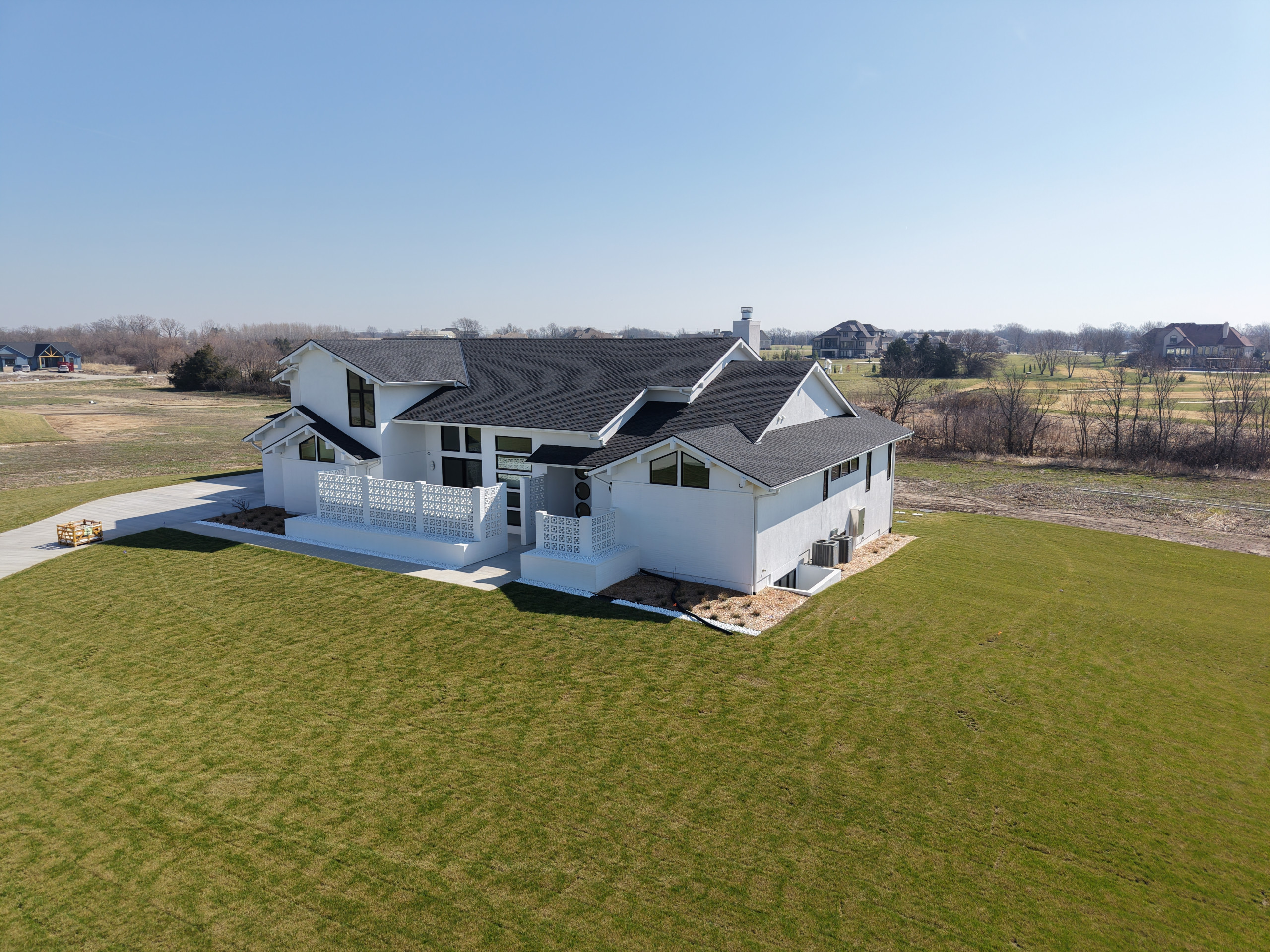 Sycamore Springs, Custom Build