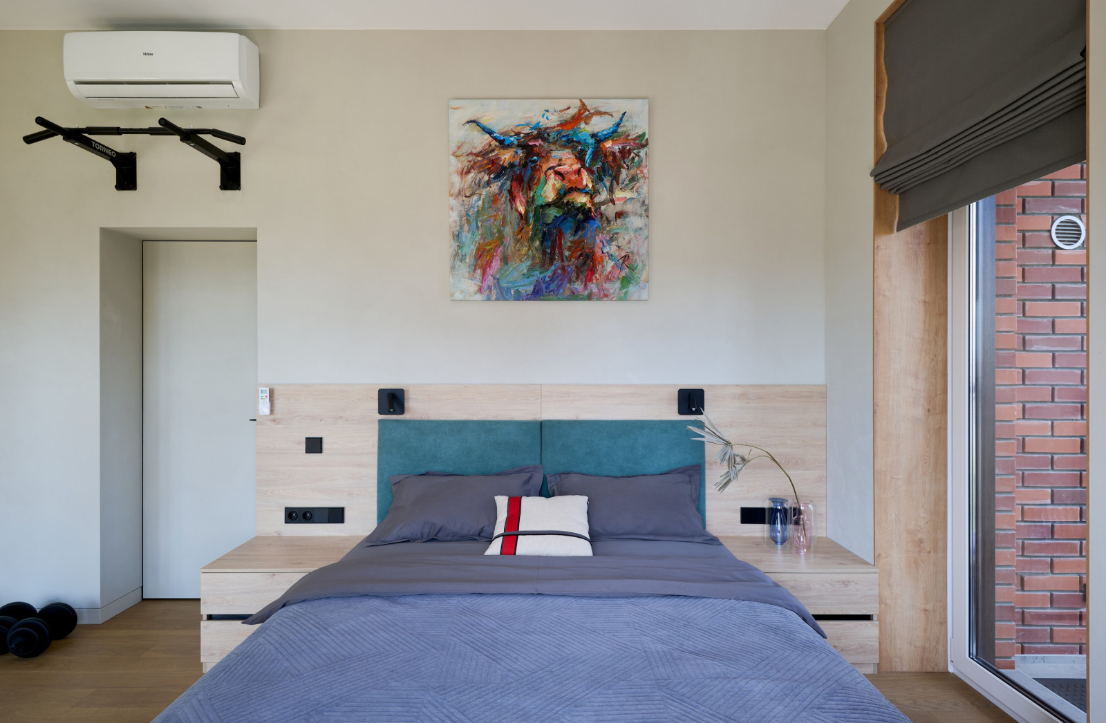 Светлая двухкомнатная квартира 60 кв.м. с панорамными окнами