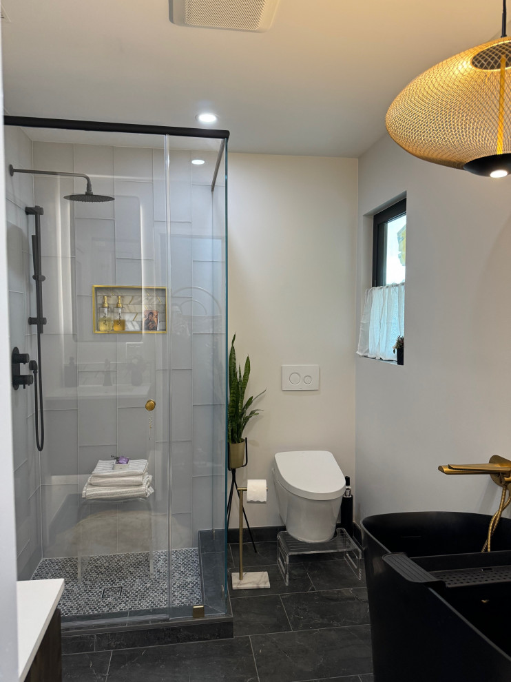 Calming Master Bathroom in Alameda