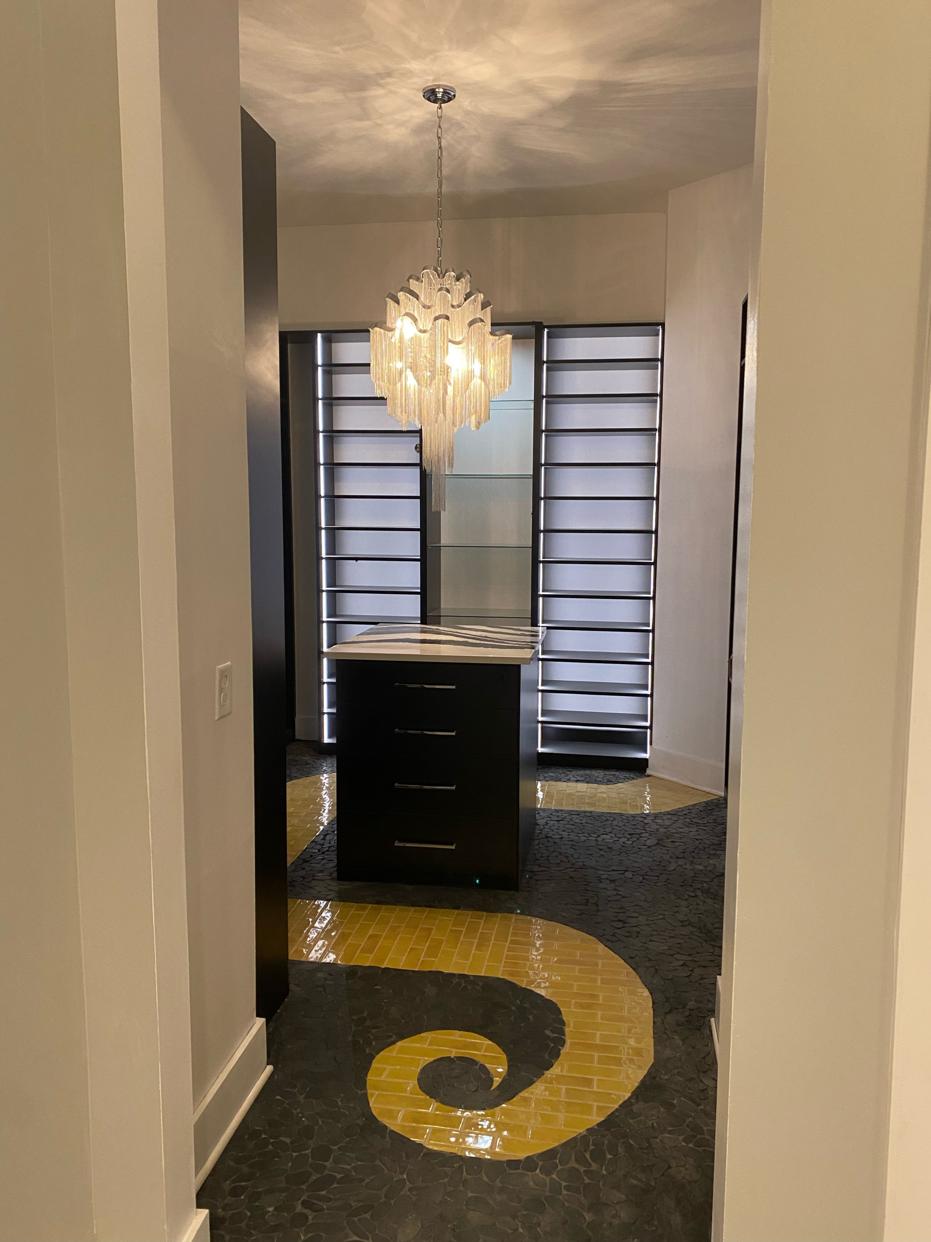 Yellow Brick Road Black Dressing Room