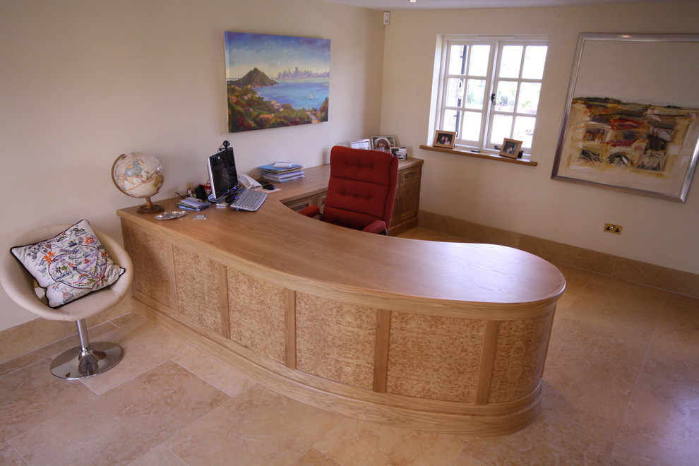 Inspiration for a traditional home office in Oxfordshire.