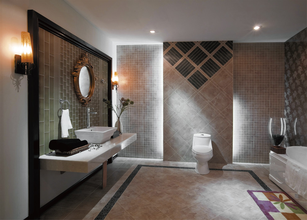 Mid-sized traditional bathroom in Cleveland with beige tile, subway tile and beige walls.