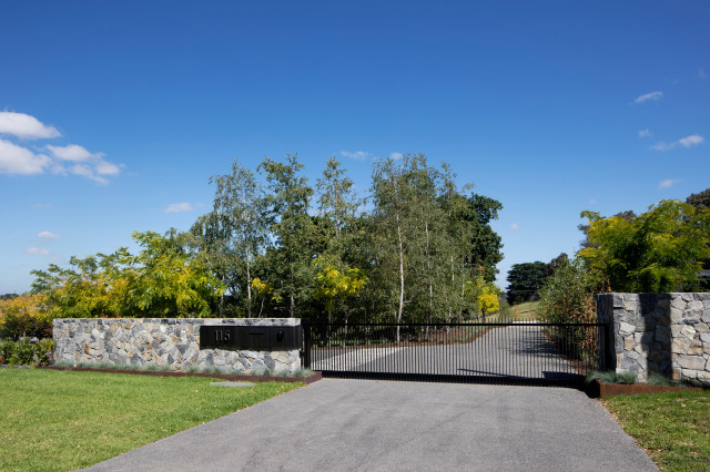 Post & Gable House trendy-hus-og-facade