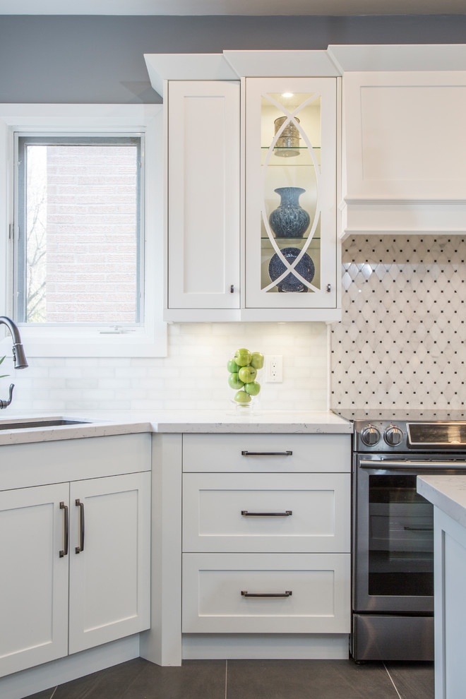 Inspiration for a transitional kitchen remodel in Toronto