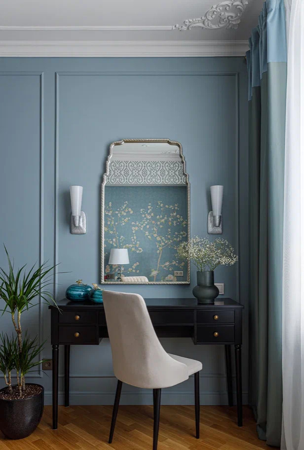 Эффектная квартира с обилием орнаментов для творческой личности