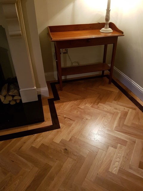 Solid Timber Herringbone klassisk-vardagsrum