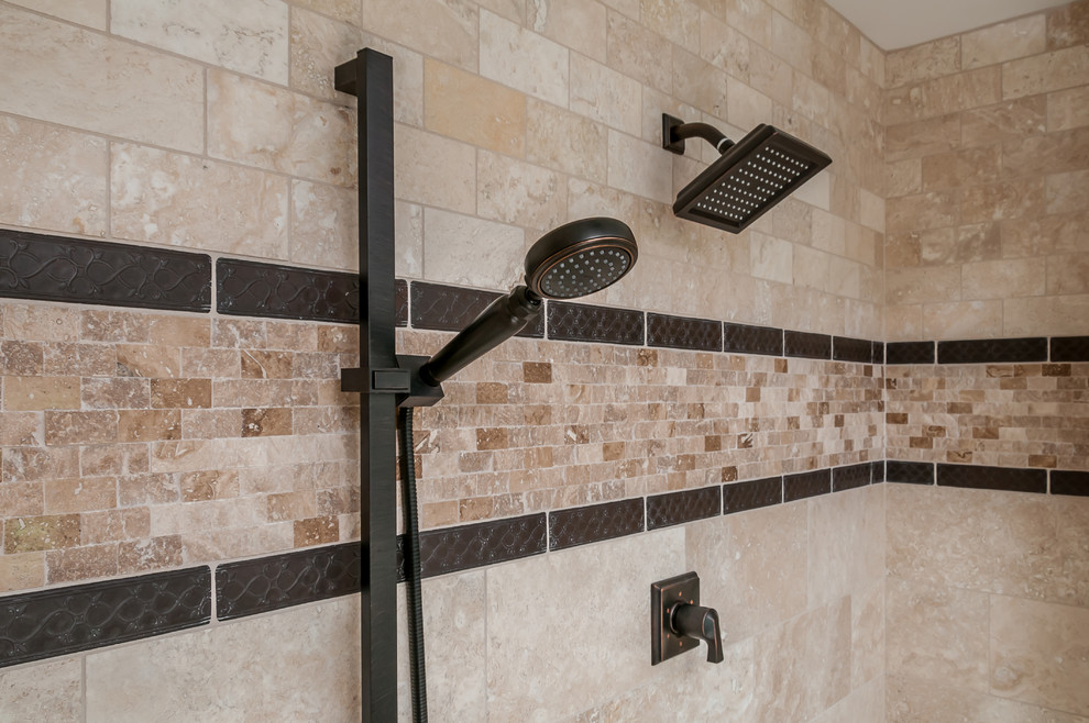 Home design - transitional home design idea in Atlanta