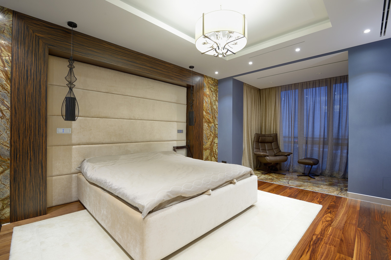 Сценарное освещение. Моторизированные шторы.