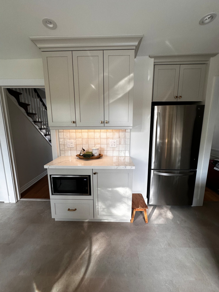 Spencer Crescent - Elegant Kitchen Remodel