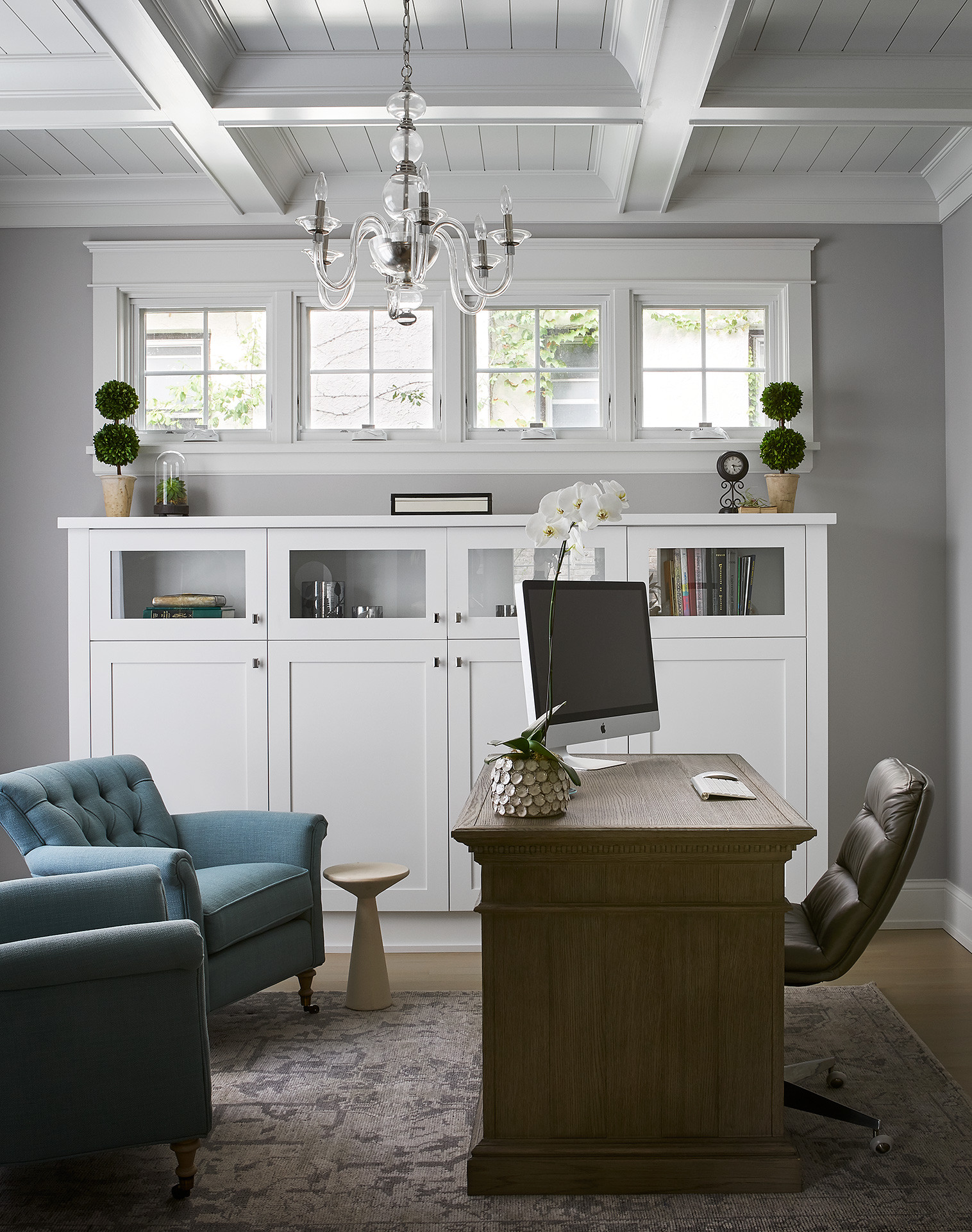How to Become an Interior Designer