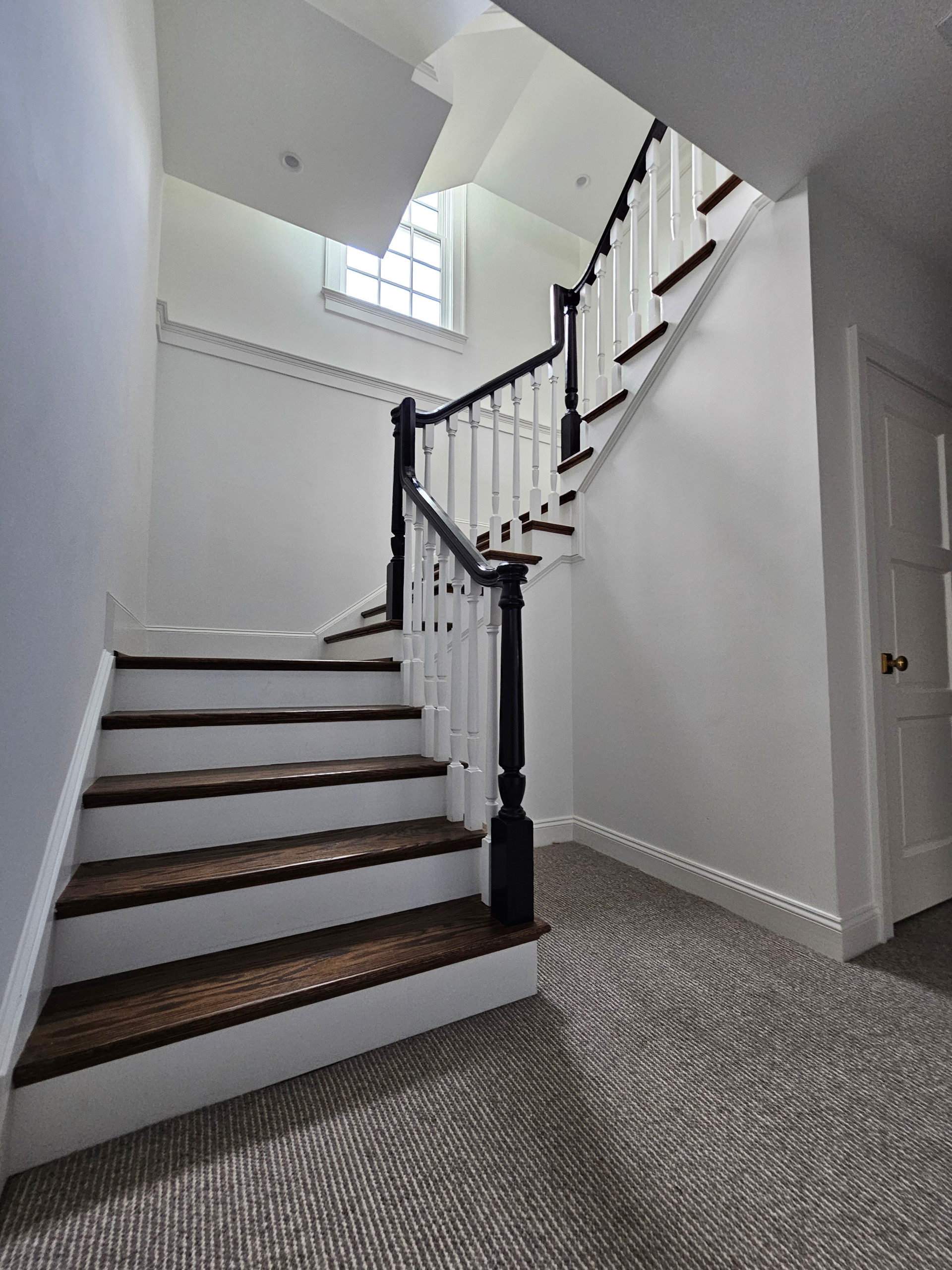 121_Elegant Floating Staircase, Chevy Chase, MD 20815