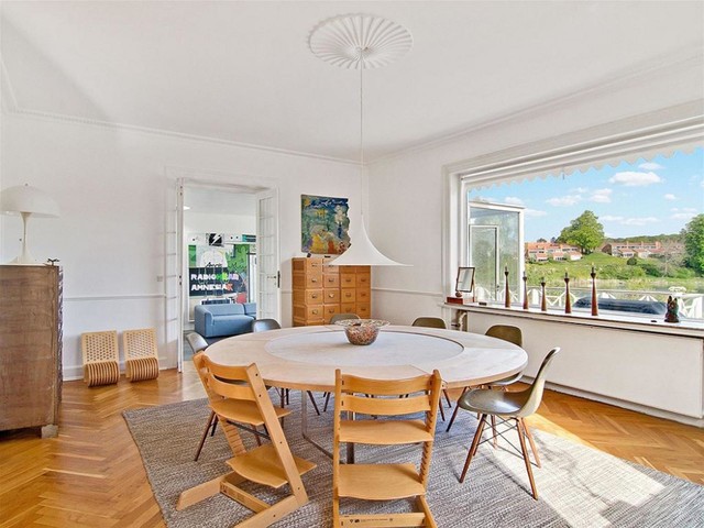 S&oslash;vej 17 scandinavo-sala-da-pranzo
