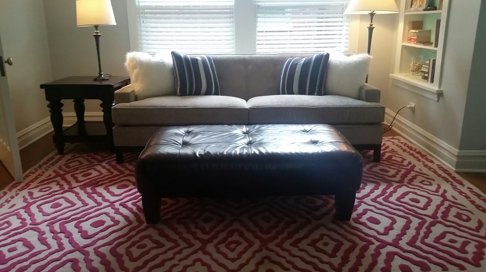 Home design - transitional home design idea in Chicago