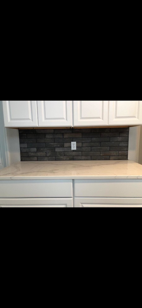 Kitchen - kitchen idea in Jacksonville
