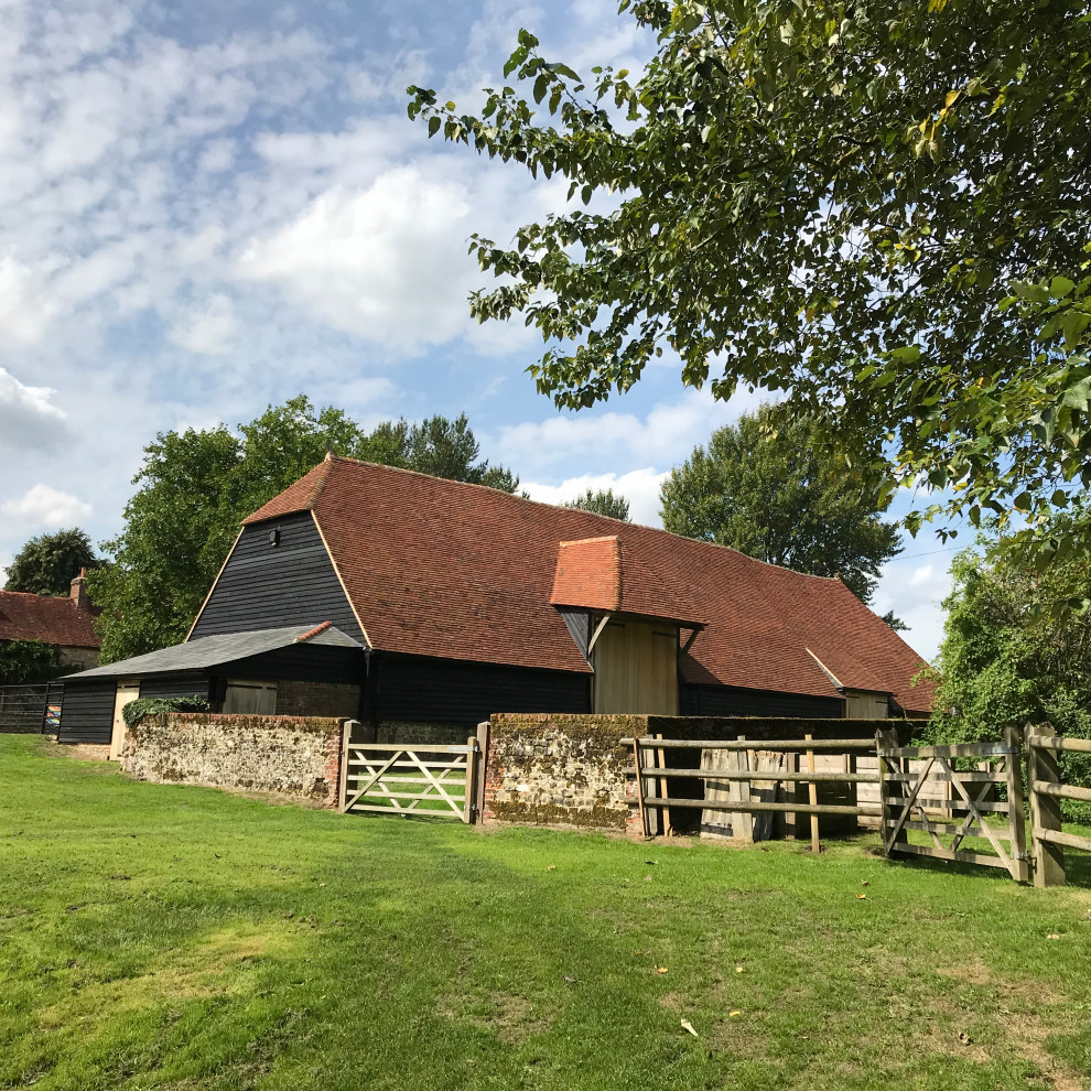 Oak framed, aisled Threshing Barn
