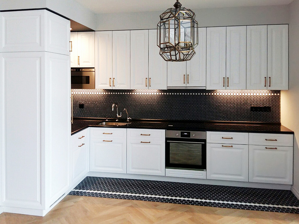 Кухня с фасадами Карла