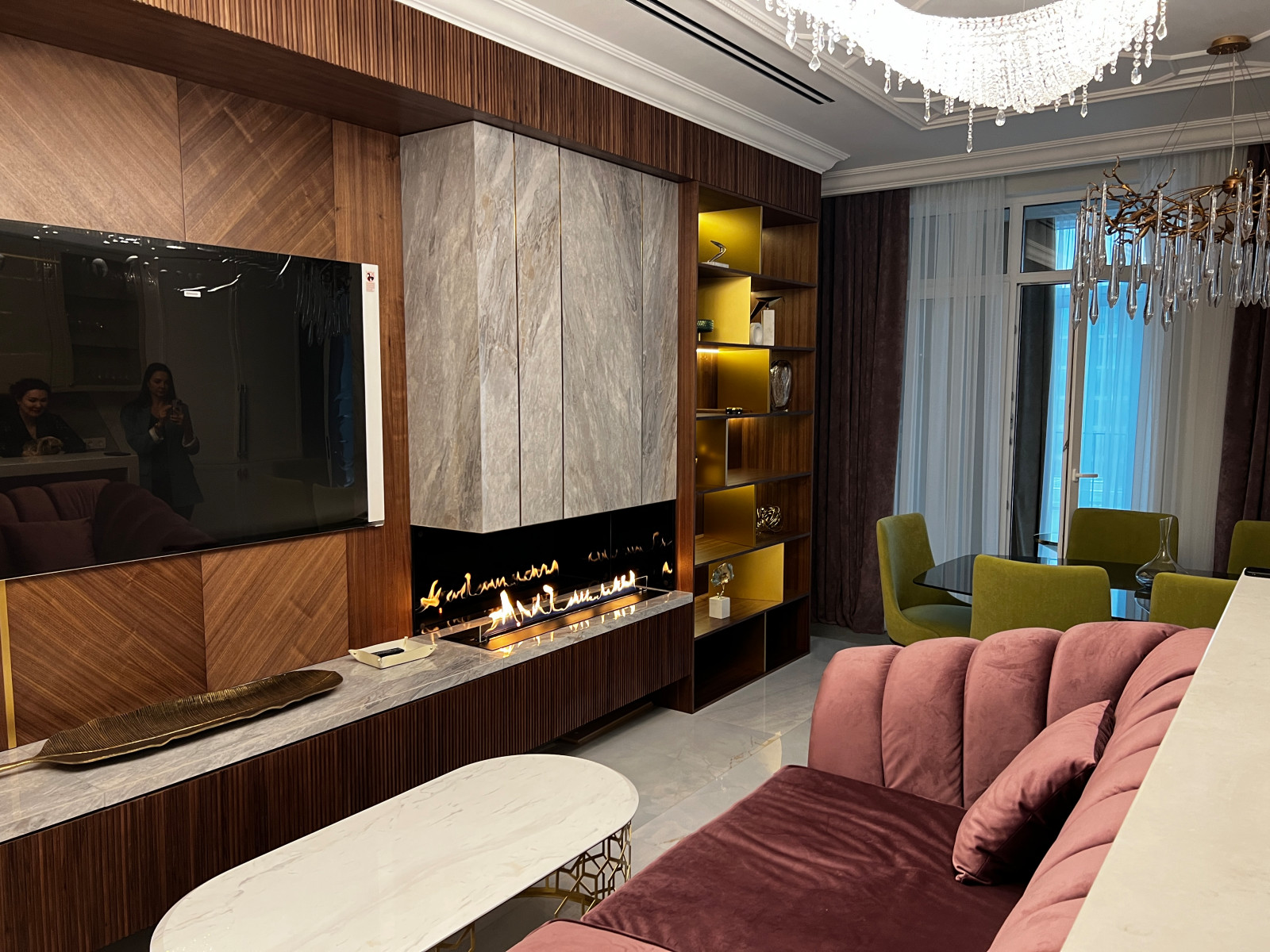 Автоматический биокамин Smart Fire A5 с вытяжным зонтом