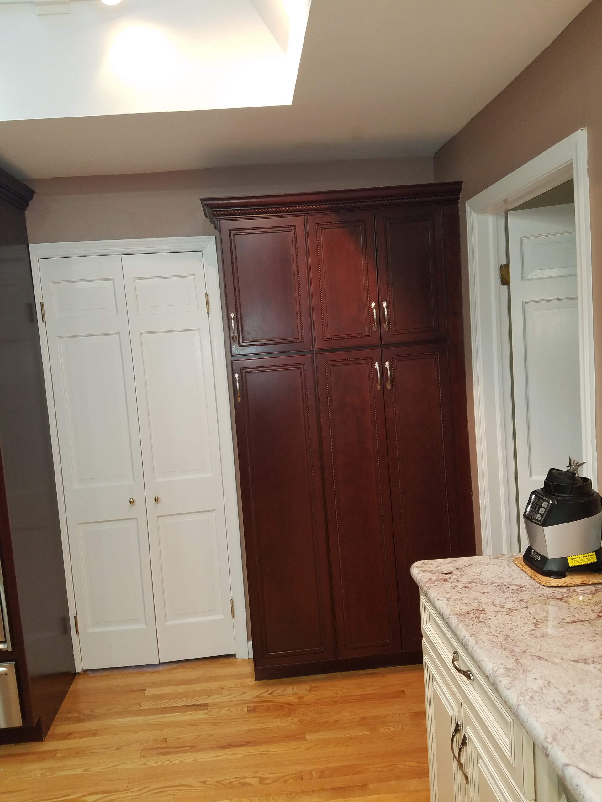 Kitchen Remodel on Sunrise Drive in Hold