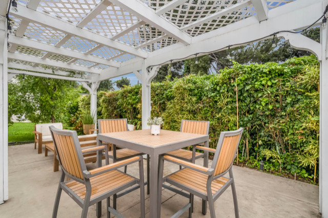 La Canada 3 Bedroom + Pool House