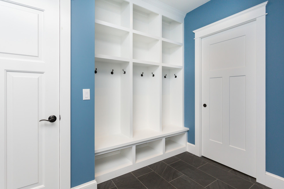 Home design - craftsman home design idea in Boston