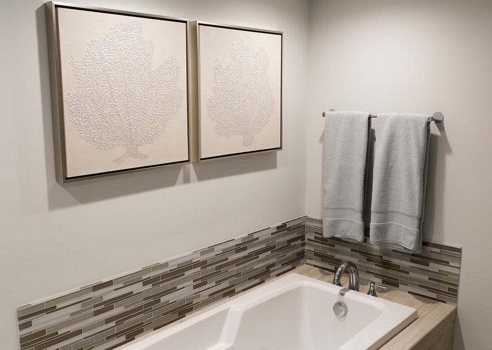 Small transitional porcelain tile porcelain tile bathroom photo in Miami