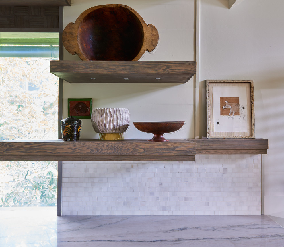 Kitchen - transitional kitchen idea