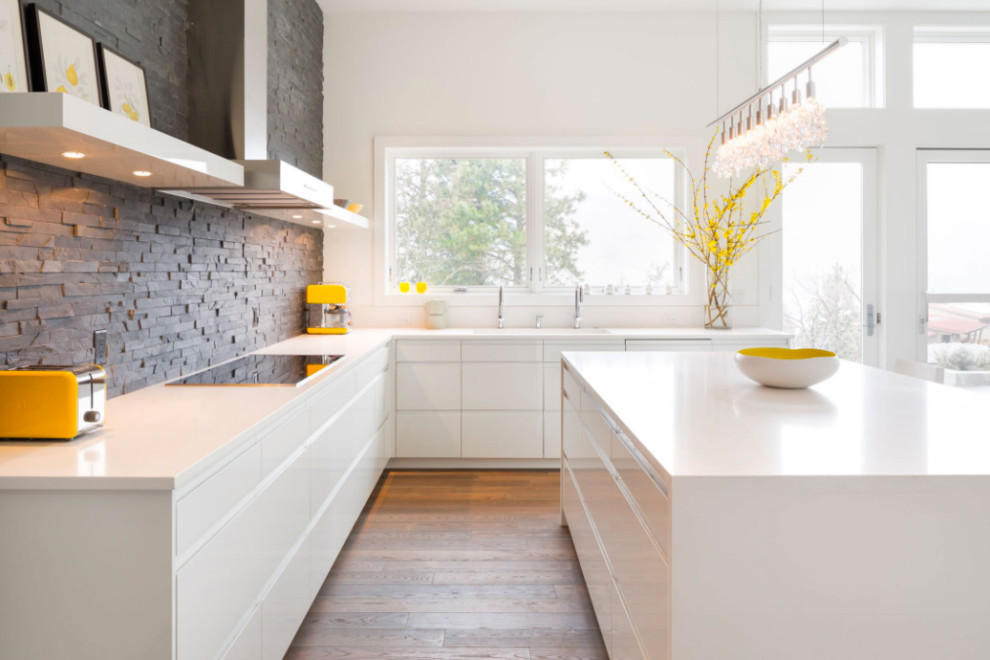 Kitchens - Modern - Kitchen - DC Metro - by Bella Home Design