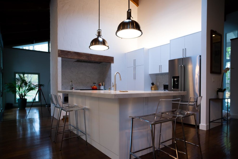 Inspiration for a transitional kitchen remodel in New York