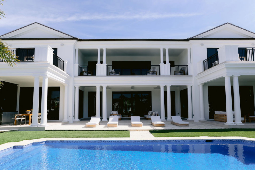 Pool - transitional pool idea in Miami
