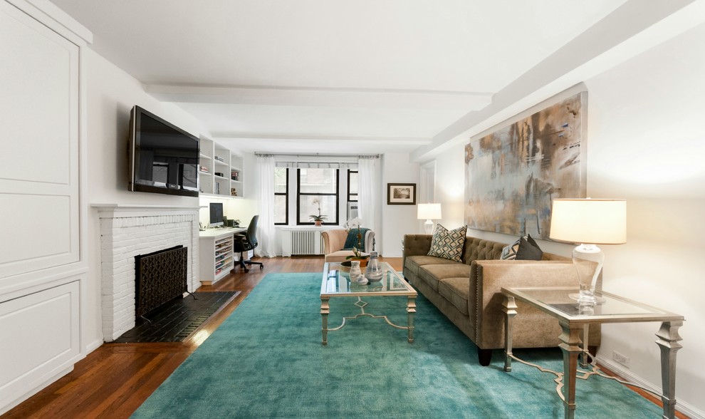 Photo of a transitional living room in New York.