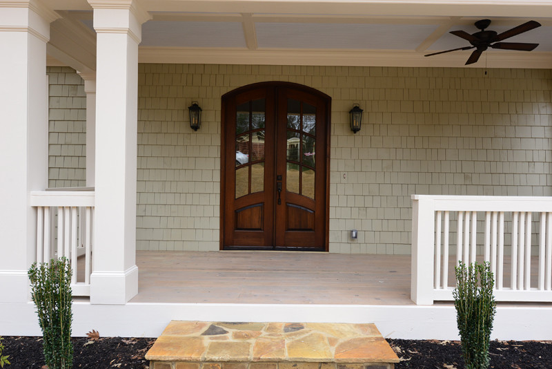 Transitional entryway photo in Atlanta